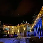 Casa cu Lavandă